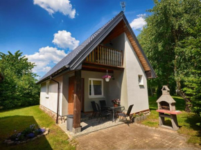 Comfortable holiday homes, covered pool